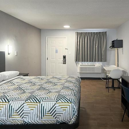 Studio 6 Suites Hurricane, Wv Εξωτερικό φωτογραφία