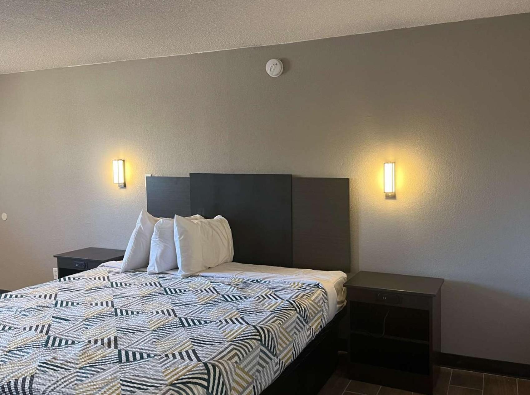Studio 6 Suites Hurricane, Wv Εξωτερικό φωτογραφία