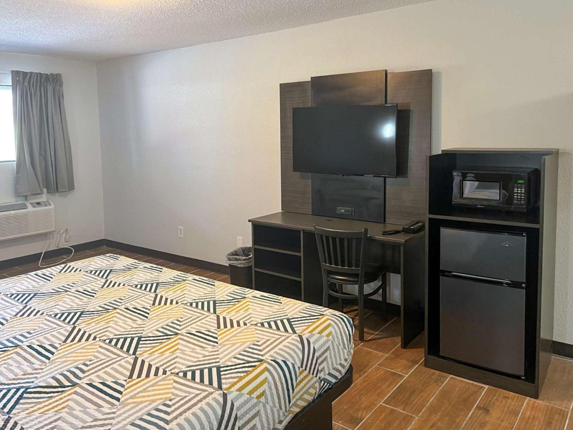 Studio 6 Suites Hurricane, Wv Εξωτερικό φωτογραφία