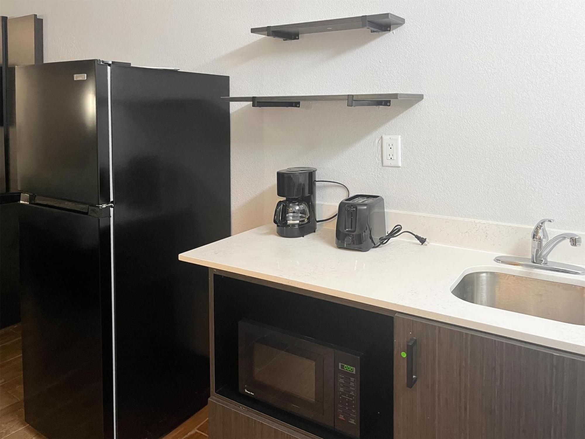 Studio 6 Suites Hurricane, Wv Εξωτερικό φωτογραφία